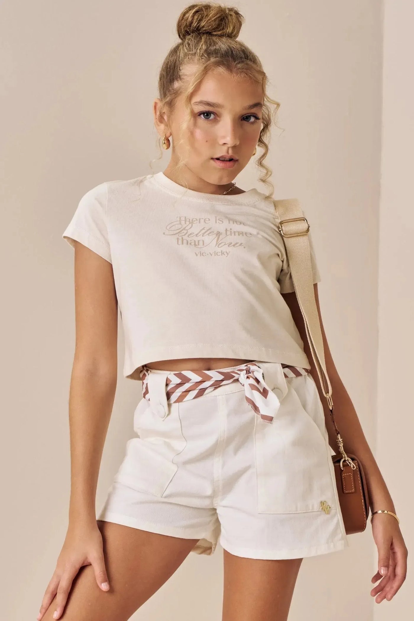 Camiseta Cropped Over em Meia Malha 86897 Vic&Vicky Teen Menina